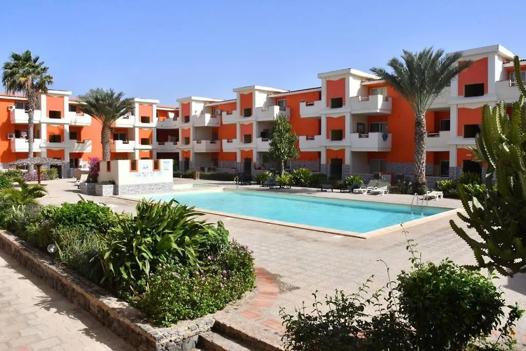Kyaala Djadsal Moradias Pool&Sea Apartment Santa Maria 0*,  Cape Verde