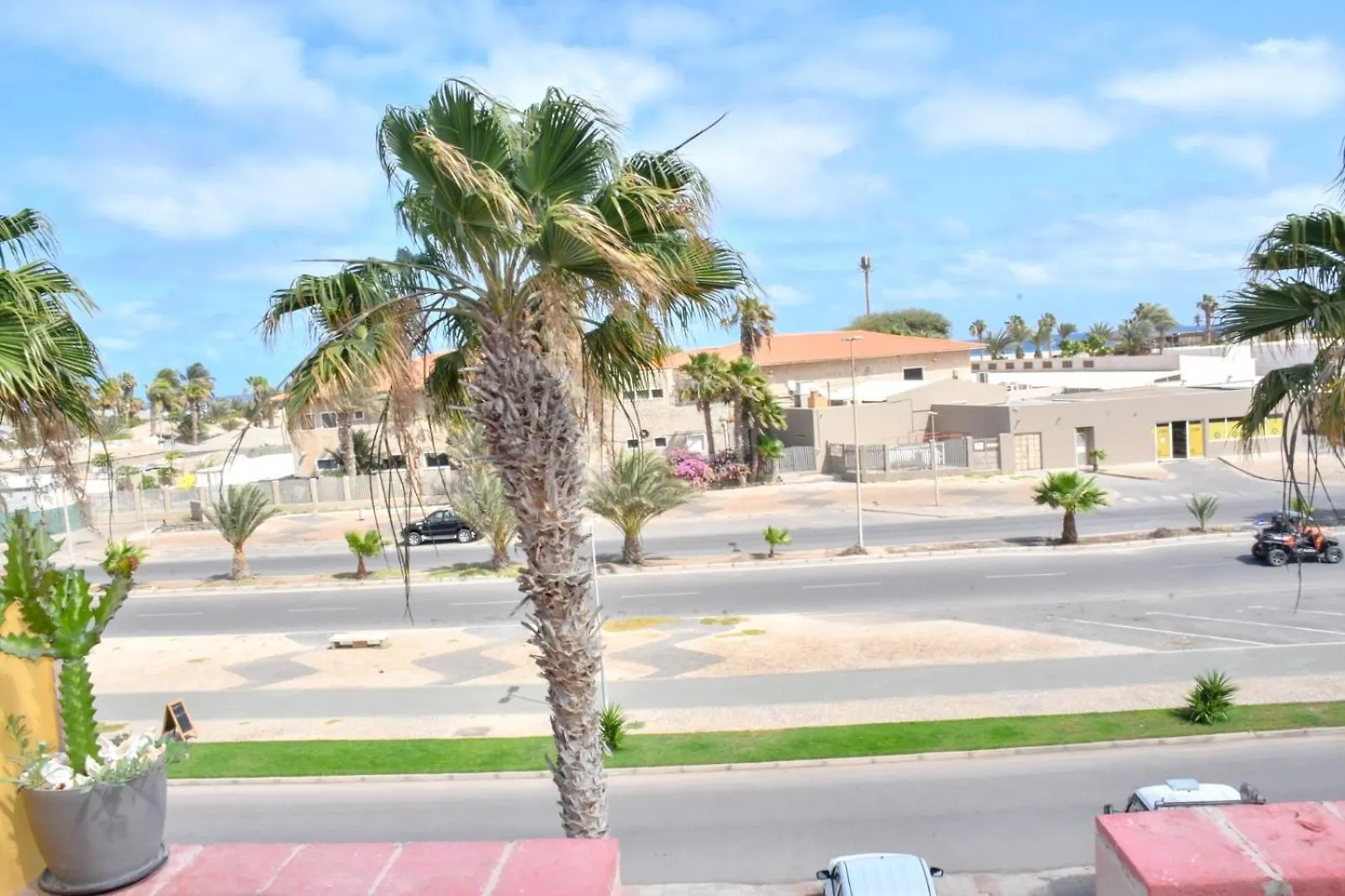 Kyaala Djadsal Moradias Pool&Sea Apartment Santa Maria 0*,